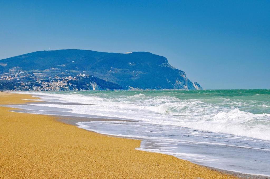 Apartament La Casa Al Mare Di Giulia Porto Potenza Picena Zewnętrze zdjęcie